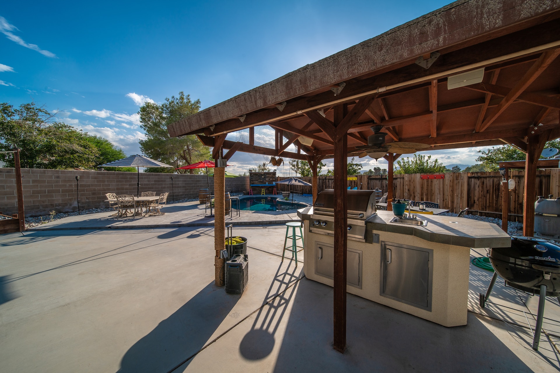 Concrete Contractor Tulsa [site_target_state_short] 10146724 Backyard Patio